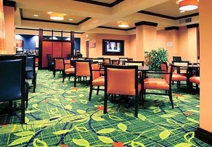 Fairfield Inn & Suites Hilton Head Island Bluffton Ristorante foto